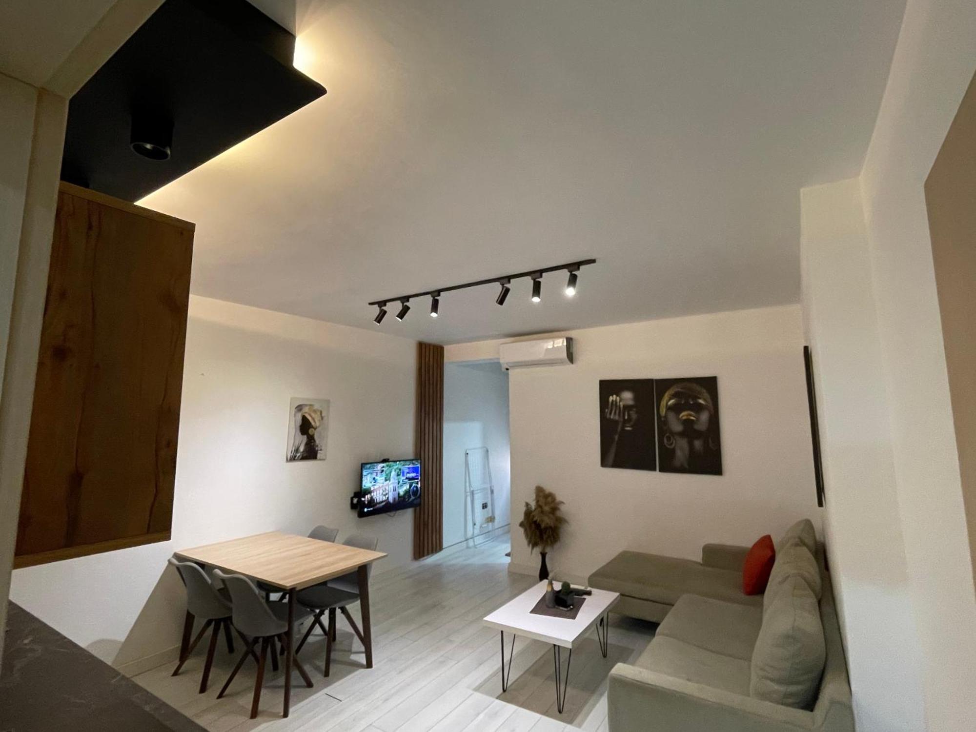 Your Apartment Tirana City Centre Ngoại thất bức ảnh